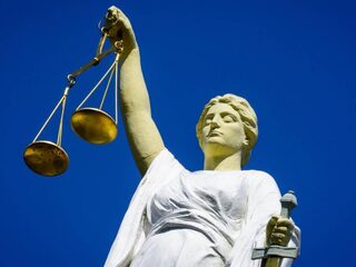 Rijksrecherche doet invallen bij wethouders Den Haag