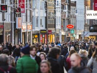 Bevolkingsgroei Nederland vooral door immigratie: 'Geen bovengrens, dat is zorgelijk'