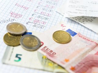 Komende cao's worden soberder: 'Werkgevers misbruiken de crisis'