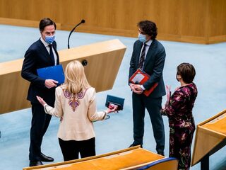 Alles openbaar of niet? 'Je kunt niet tijdens het spel de spelregels veranderen'