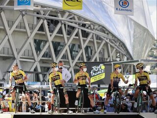 De Tour vertrekt, Nice blijft oranje achter