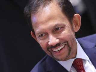 Homohatende sultan ligt waarschijnlijk niet wakker van boycot Clooney