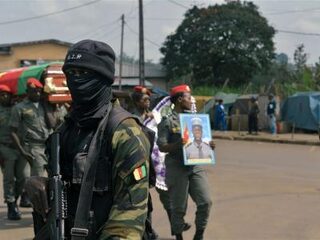 Hoe een taalstrijd met wapens wordt uitgevochten