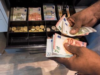 Loonsverhoging op de lange baan