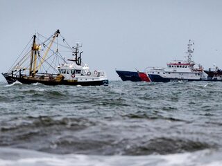 Marine vindt vermiste vissers uit Urk