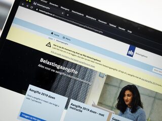 Stand.nl: Er moet nu echt een parlementaire enquête komen naar de Belastingdienst