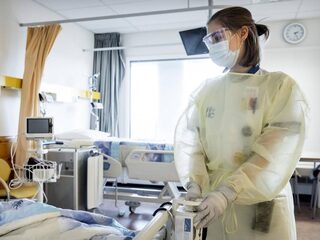 Zorgen bij het RIVM: aantal besmettingen neemt weer toe