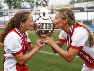 Na landstitel ook bekerwinst voor Ajax-vrouwen