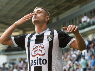 Heracles is AZ de baas in Almelo