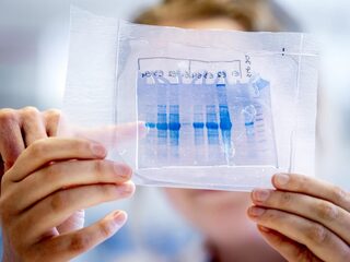 'Voor eind volgend jaar geen vaccin'