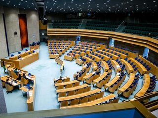 'Parlement moet nu terugkomen van reces, anders zijn ze geen knip voor de neus waard'