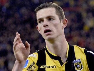 Vitesse toont veerkracht en pakt een punt tegen AZ