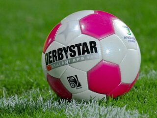 Speciale ladiesbal is doodsteek voor emancipatie voetbal