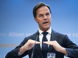 Het kabinet kondigt nieuwe maatregelen aan, theaters en dierentuinen moeten deuren sluiten