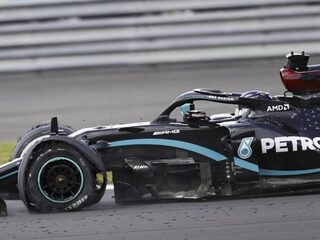 Formule 1-podcast #7: Wakker geschud door knallende banden op Silverstone