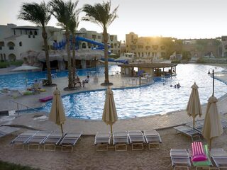 Vakantie boeken of niet? 'Geel is nog geen groen'