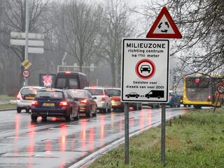 Stand.nl: Het Amsterdamse autoplan gaat veel te ver