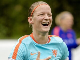 Voetbalster Mandy van den Berg naar PSV