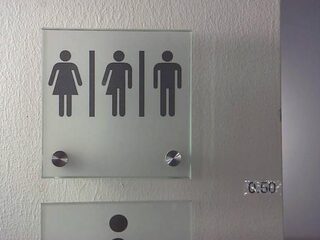 Tientallen gemeenten overwegen 'genderneutraal beleid'