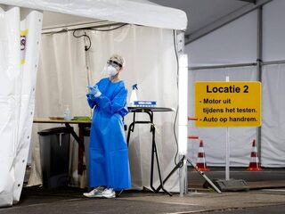 Testcapaciteit GGD's ruim overschreden, meerderheid testlocaties overbelast