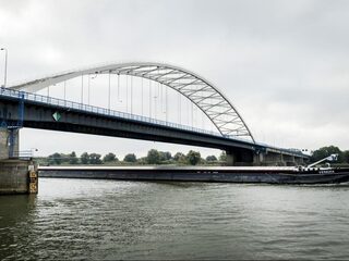 'Bruggen zijn er slecht aan toe, afsluitingen van wegen dreigen'