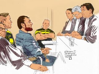 Hoe je gedrag als verdachte in de rechtszaal je strafmaat kan beïnvloeden