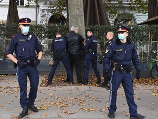 Oostenrijk rouwt, aanslag gepleegd door eenling