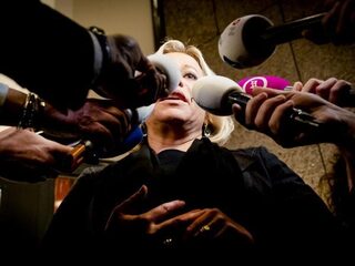 Hennis treedt af om dodelijk ongeval Mali