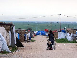 Rode Kruis bereid vrouwelijke jihadisten en kinderen uit Syrië op te halen