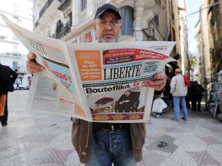 Bouteflika weg: 'We hebben de halve finale gewonnen'