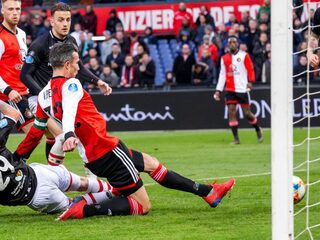 Feyenoord spoelt bekerkater weg met ruime zege op Emmen
