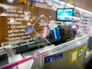 99 procent van de Nederlanders zegt 1,5 meter afstand te houden