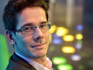 Plan GroenLinks: Maak vliegen en autorijden duurder