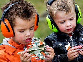Ouders met gehoorschade geven het probleem door aan hun iPad-kinderen