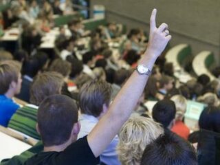 Minister grijpt niet in om opmars buitenlandse student te stoppen