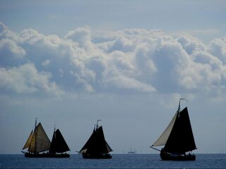 Zeker 150 unieke Hollandse schepen uit protest voor Pampus
