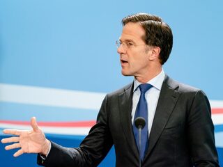 'Ministers worden omgeven door mediatrainers en andere paardenfluisteraars'