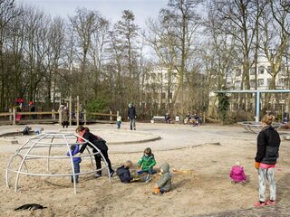 Tekort aan pleegouders: 'Over elk kind moeten we ons zorgen maken'