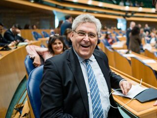 'Het land kan wel af zonder Henk Krol'