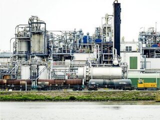 Wat te doen tegen de GenX vervuiling?