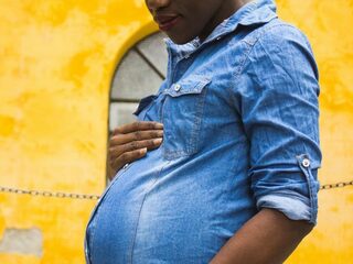 Wachten met zwangerschap vanwege corona? Vragen en antwoorden uit het coronaspreekuur