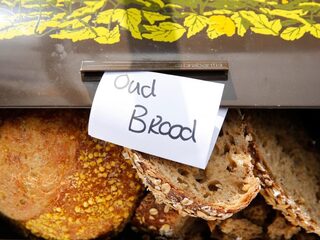 Brood, fruit en rijst in de vuilnisbak: verspilling is hardnekkig probleem