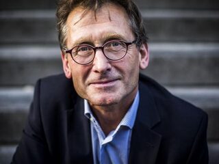 NPO Radio 1 bij de les: 'Er moet een deltaplan komen voor het Nederlands onderwijs'