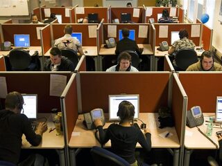 Het fenomeen 'bullshit-banen' en hoe we er van afkomen