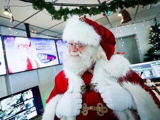 Artiesten komen massaal met nieuwe kersthits