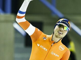 Overtuigende Roest wint 10 kilometer en prolongeert wereldtitel allround