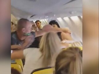 Agressie in vliegtuigen: 'Je zit op grote hoogte en kan geen kant op'