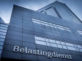 Podcast De Dag: Hoe honderden ouders opeens geen kinderopvangtoeslag meer kregen