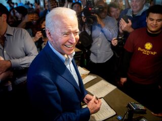 Strijd om Democratische nominatie gaat nu tussen Biden en Sanders