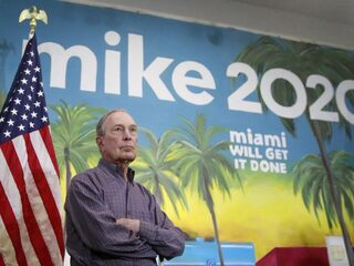 Michael Bloomberg geeft strijd om presidentskandidatuur VS op